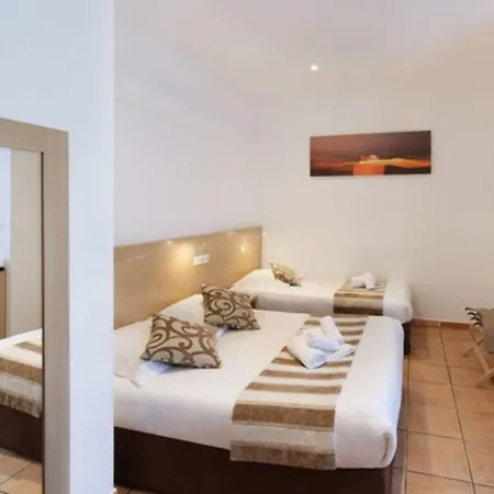 Holzer Ii 3* Porto-Vecchio (Corsica)