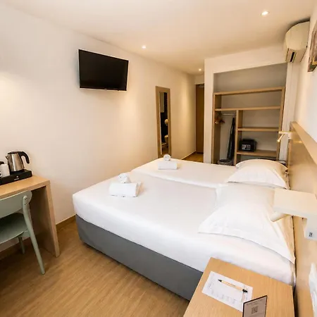 Hotel Holzer Ii Porto-Vecchio (Corsica)