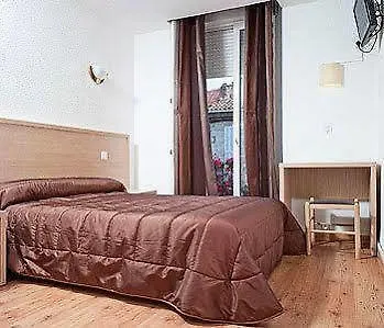 Otel Holzer Ii