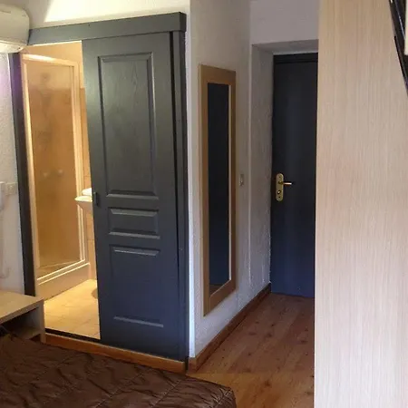 Otel Holzer Ii 3*